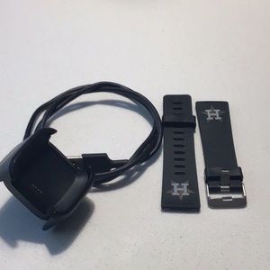FitBit Versa replacement band and charger.